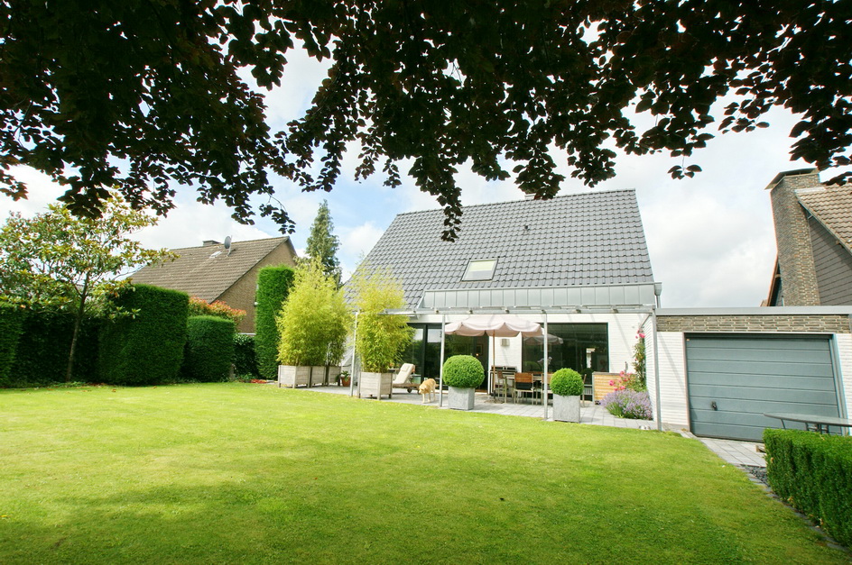 Schickes Einfamilienhaus in ruhiger Wohnlage Eck & Company Immobilien