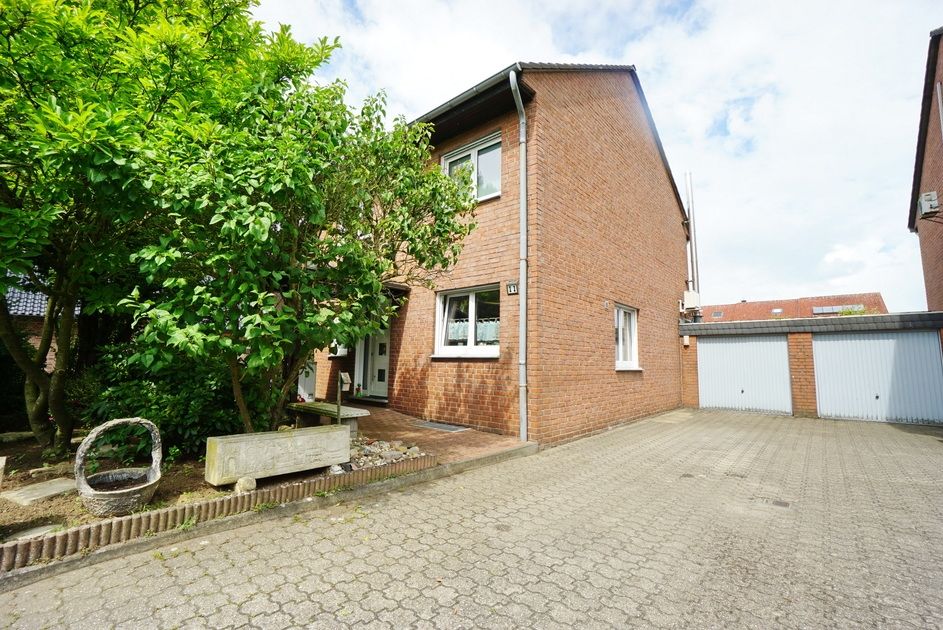 Xanten: DHH mit Wintergarten