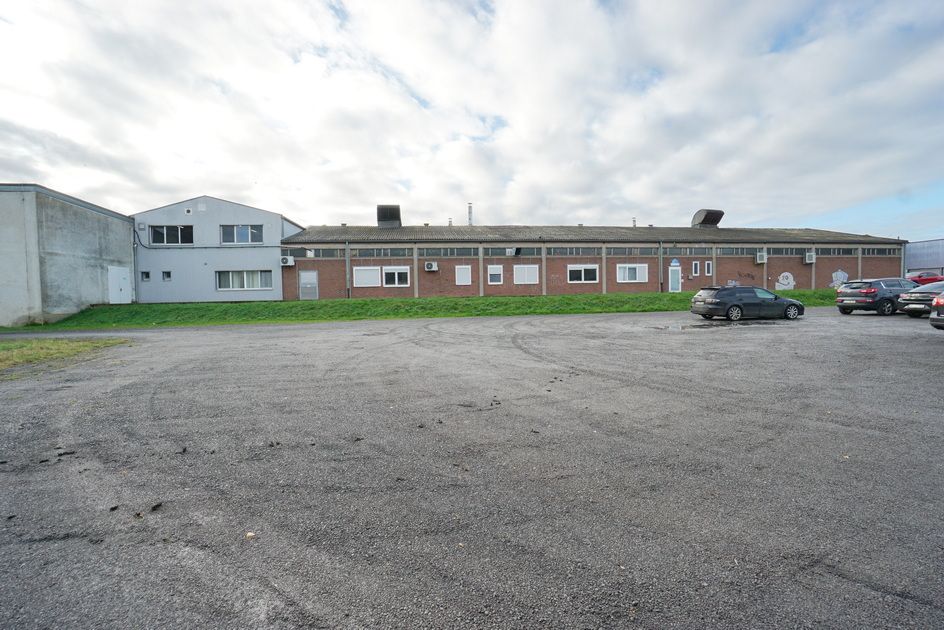Issum-Sevelen: Gewerbehallen